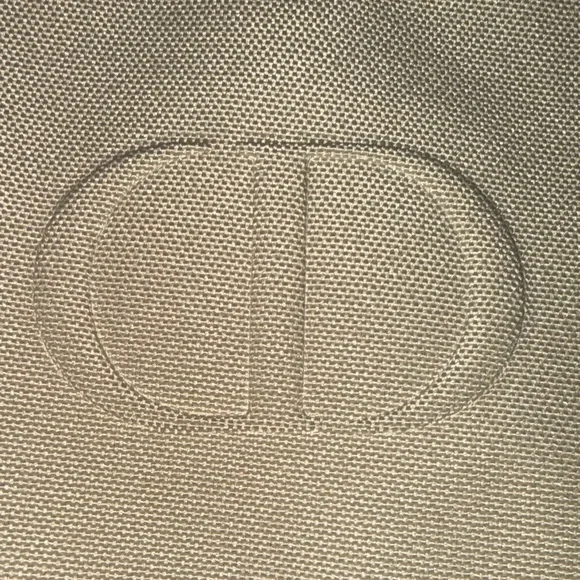 Dior Beige Cosmetic Pouch - Picture 2 of 8